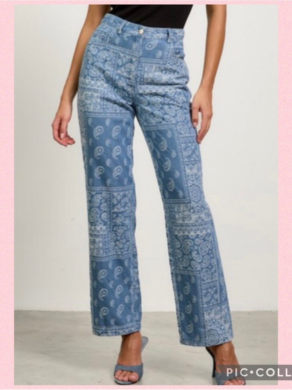 🌸Anthropologie “Skies are Blue” Bandana Print Jeans🌸